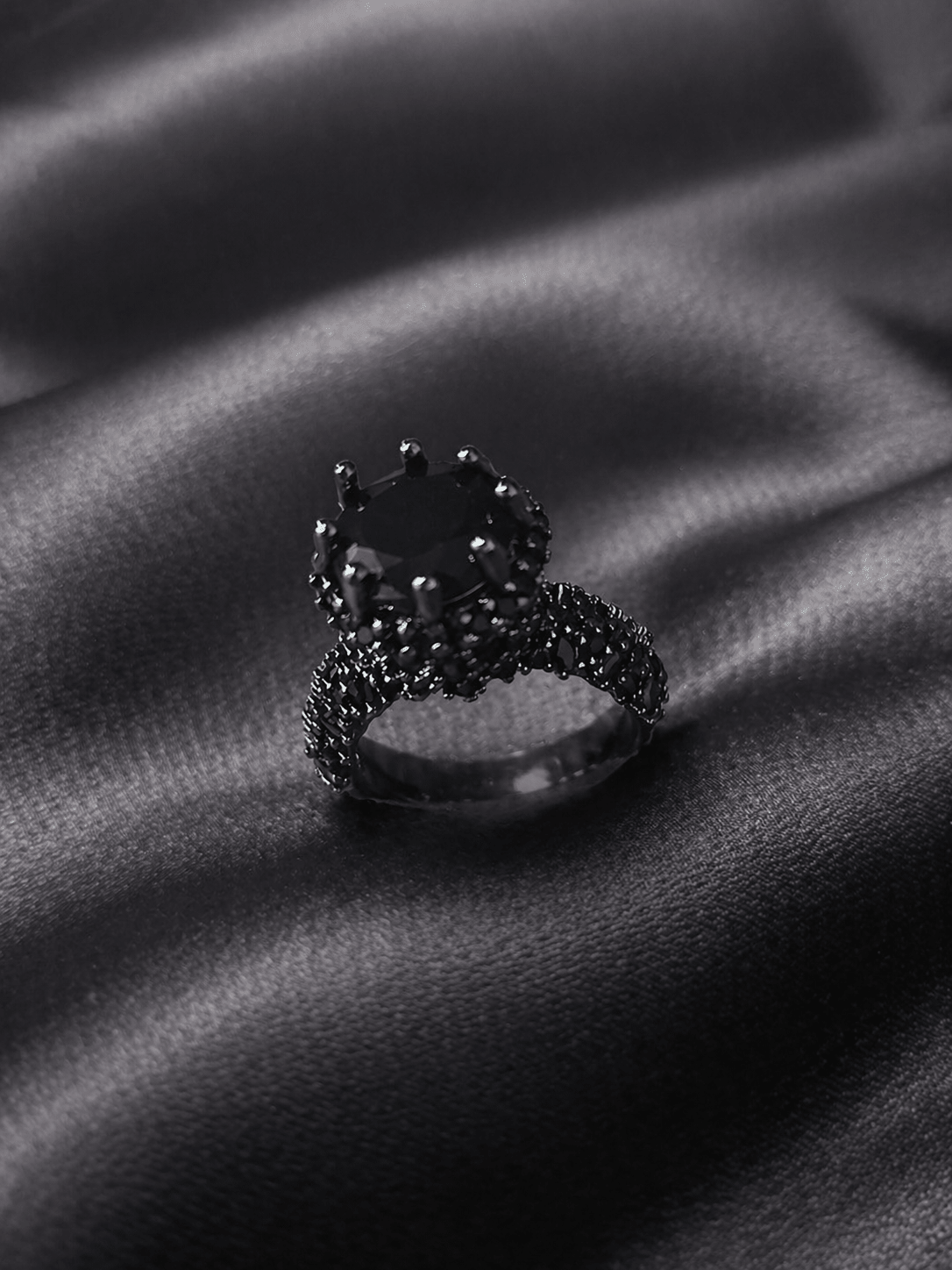 Black Mist Ring - Glimmer Hub
