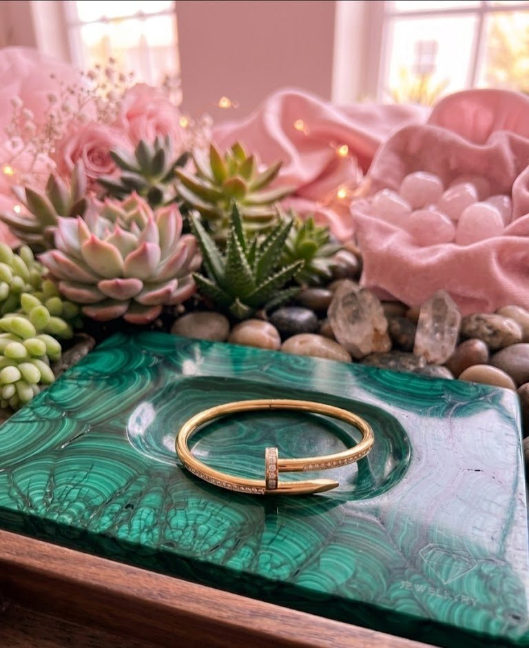 Nail Stone Bangle - Glimmer Hub