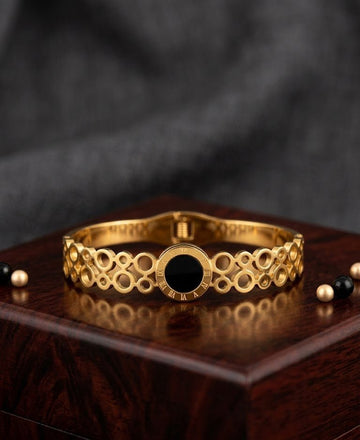 Noir Elegance Bangle - Glimmer Hub